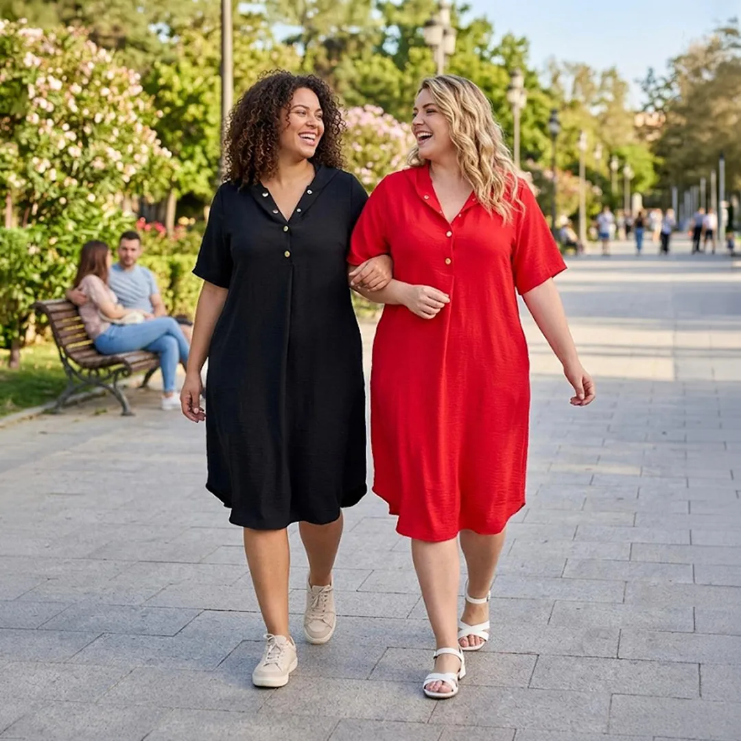 Dos modelos con vestidos midi negro y rojo en tallas grandes